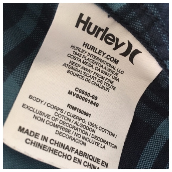 Hurley Men’s Blue Plaid Button-Down Shirt - Picture 4 of 5